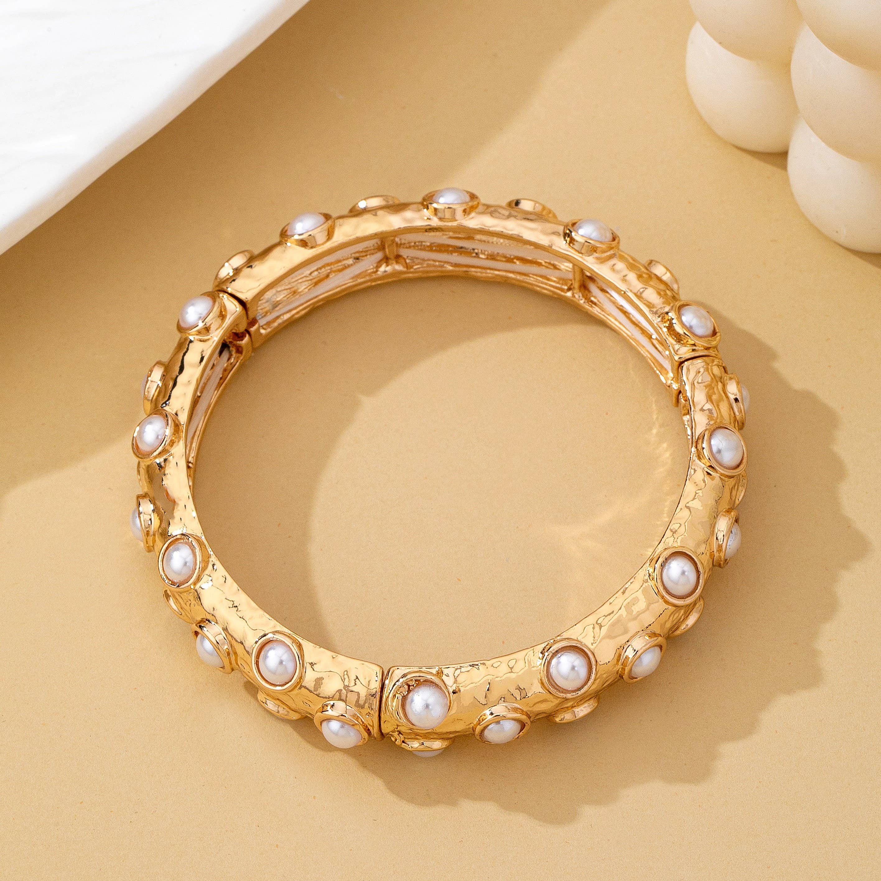 Vintage Gold Quilted Pearl Bangle – Antique Style Stretch Bracelet