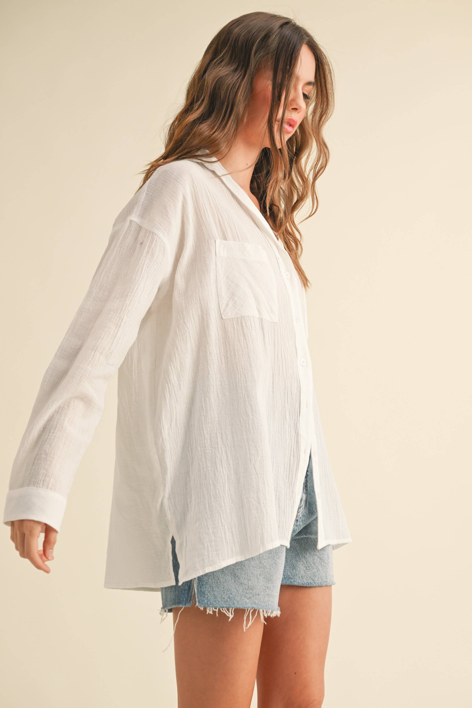 The Essential White Cotton Relaxed Button-Down Shirt