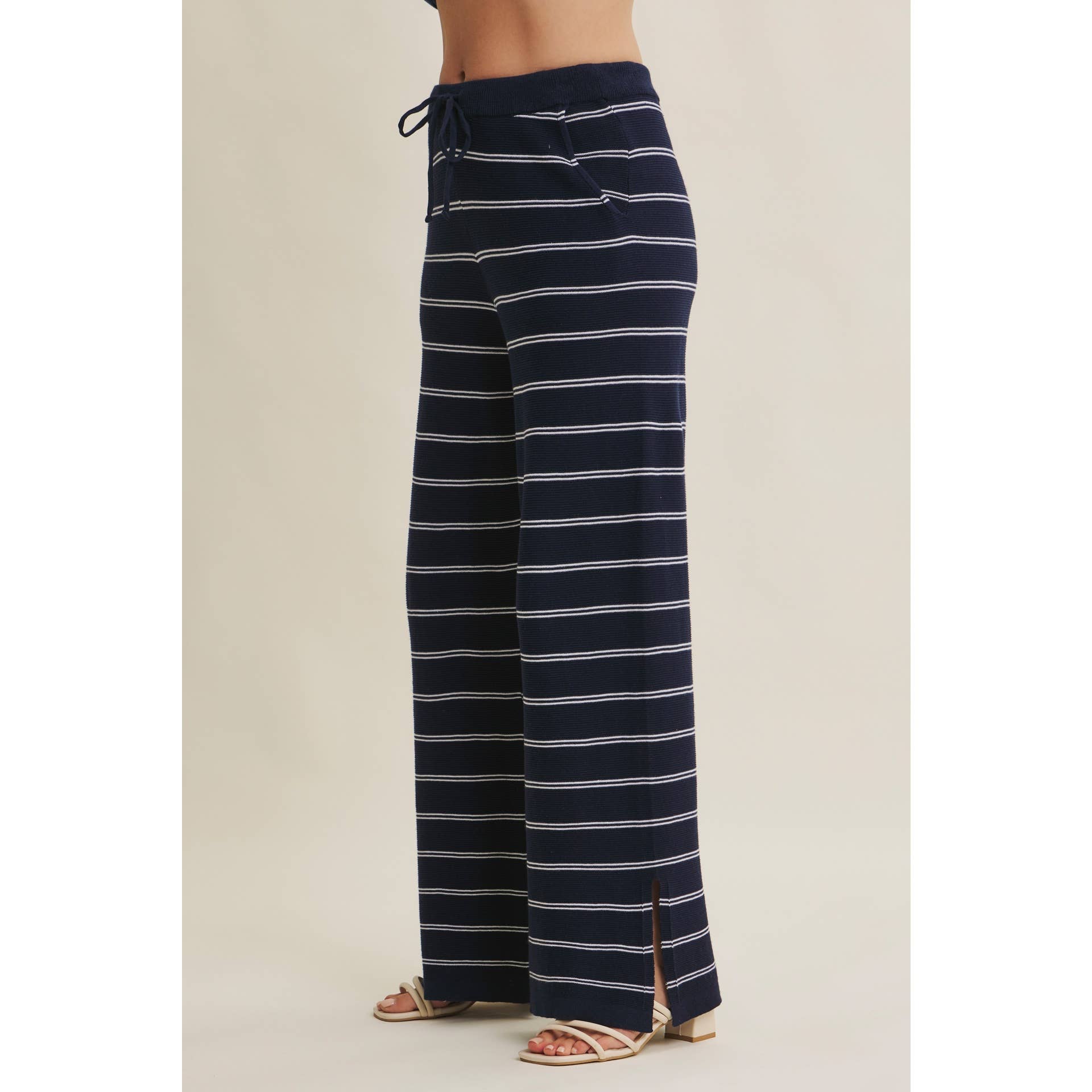 BAYSIDE LEISURE STRIPED WIDE-LEG SWEATER PANTS WITH SLITS: NAVY/CREAM / S | Stella & Grace Boutique .