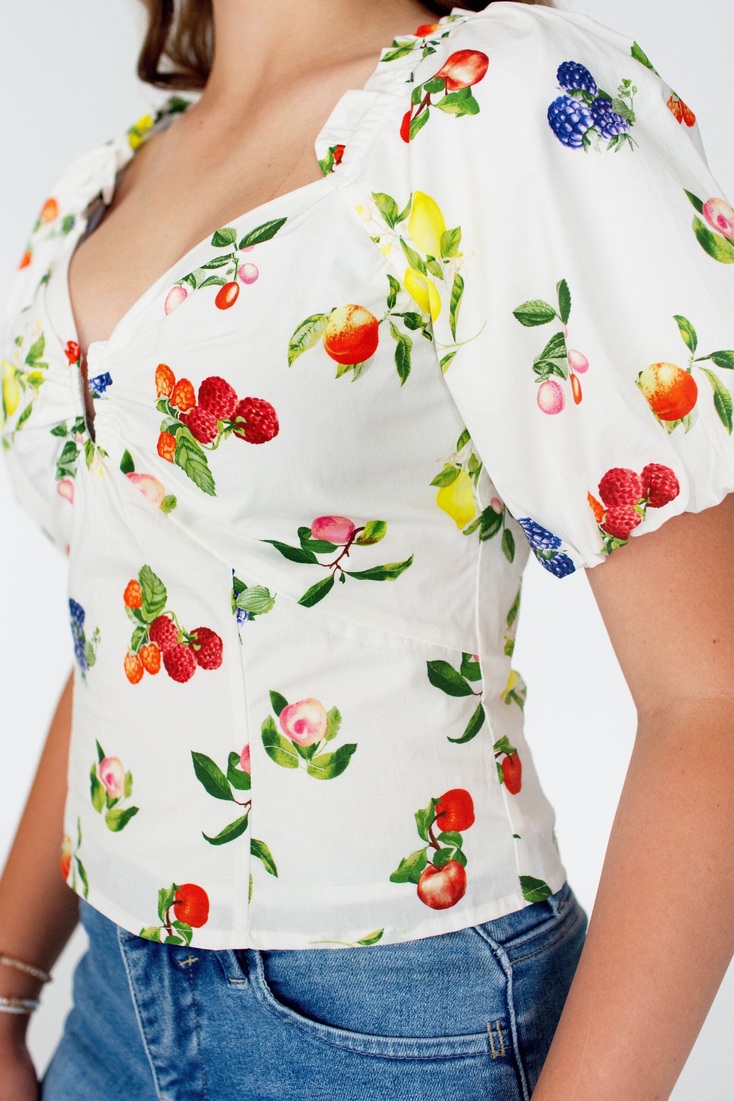 Fruit Print Puff Sleeve Blouse – White Multi