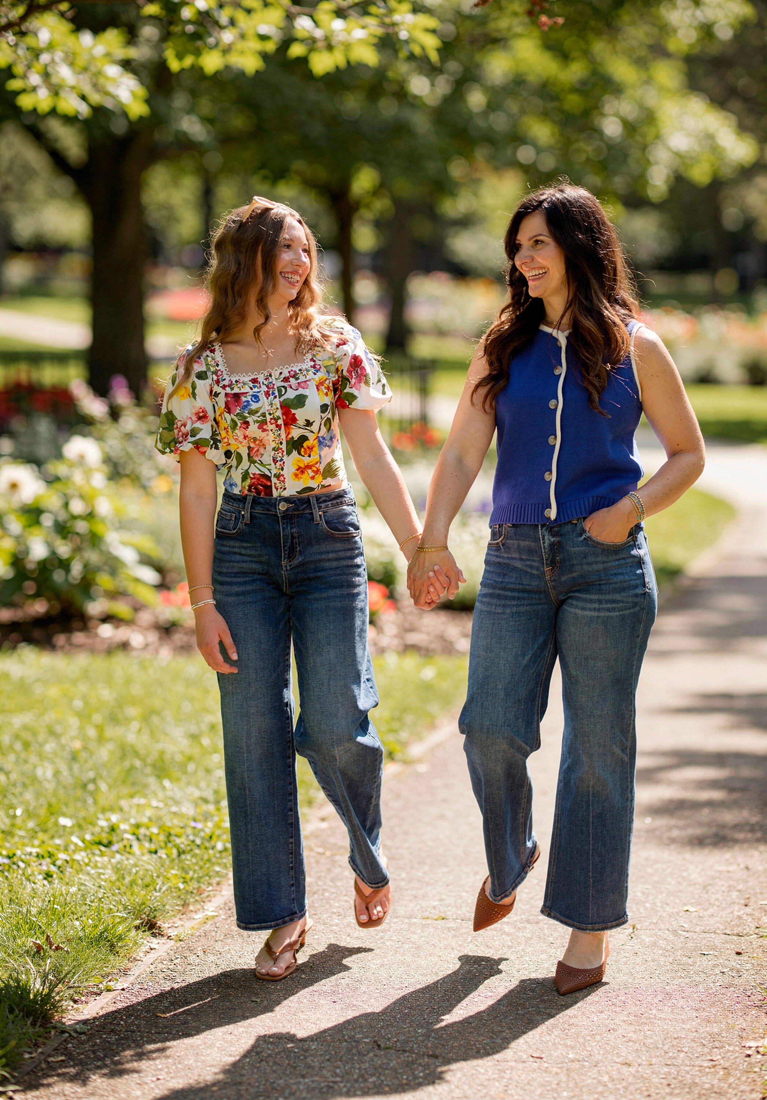 Vintage Floral Puff Sleeve Smocked Crop Top